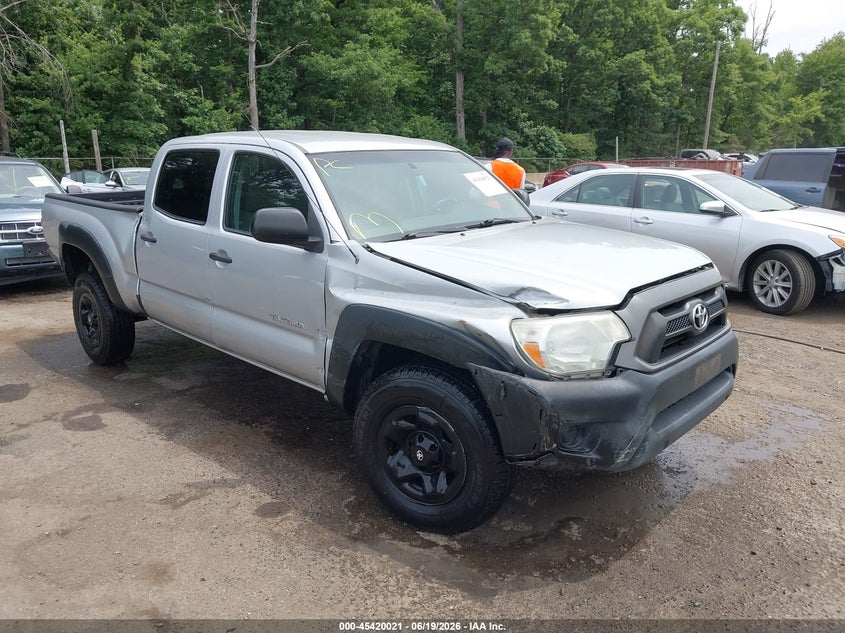 2012 Toyota Tacoma VIN 3TMMU4FN2CM043479 IAAI salvage auction — RIGHT SIDE, Salvage Title, sold $5,200 on 2026-07-31 (photo 1)