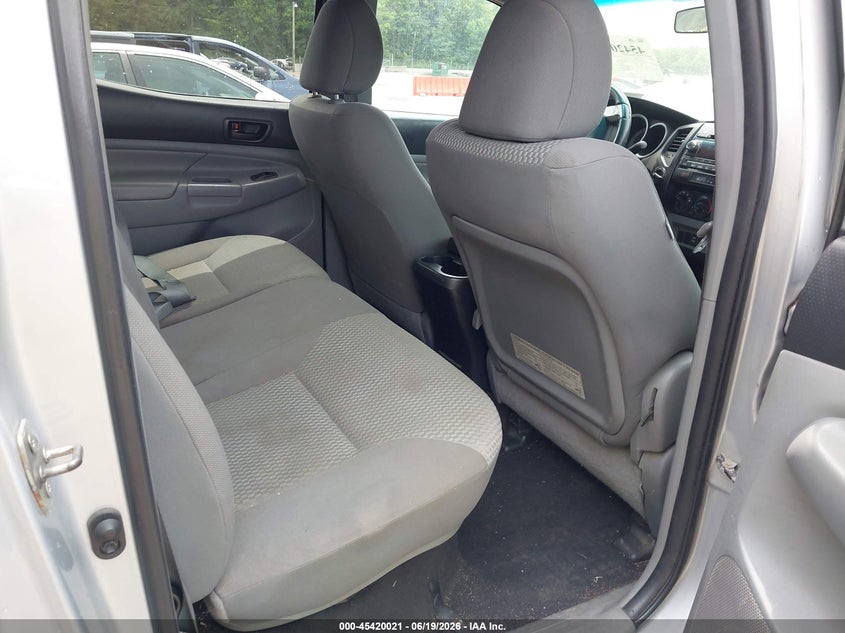 2012 Toyota Tacoma VIN 3TMMU4FN2CM043479 IAAI salvage auction — RIGHT SIDE, Salvage Title, sold $5,200 on 2026-07-31 (photo 8)