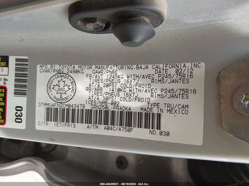 2012 Toyota Tacoma VIN 3TMMU4FN2CM043479 IAAI salvage auction — RIGHT SIDE, Salvage Title, sold $5,200 on 2026-07-31 (photo 9)