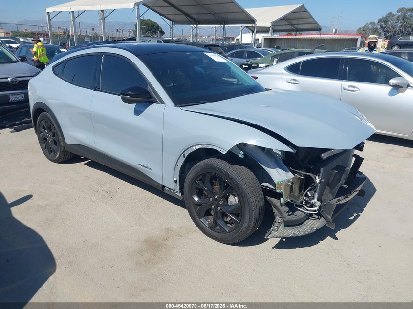 2024 Ford Mustang mach-e VIN 3FMTK1R44RMA08465 — IAAI salvage auction photo