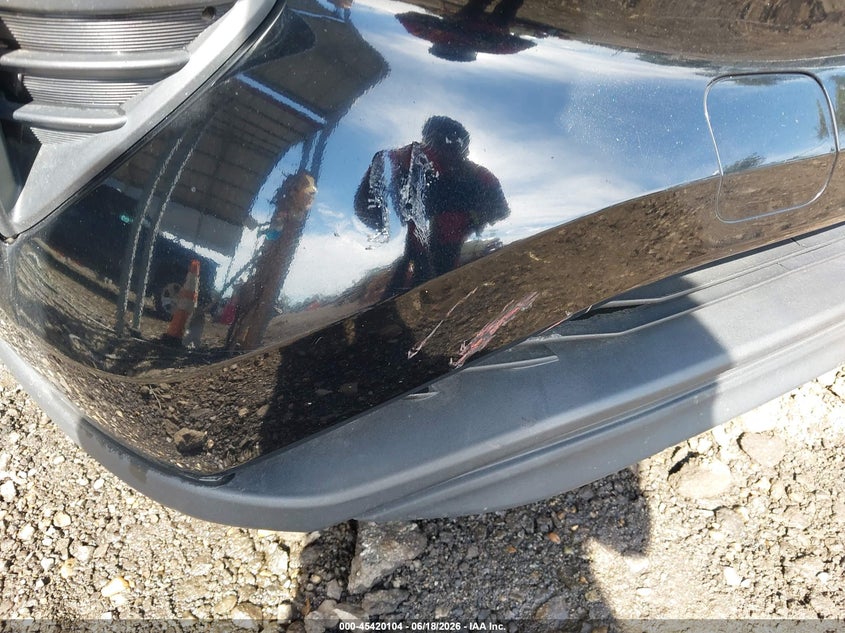 2020 Toyota Highlander VIN 5TDGZRBH9LS503989 IAAI salvage auction — RIGHT SIDE, Salvage Title (New York), sold $20,300 on 2026-07-06 (photo 6)