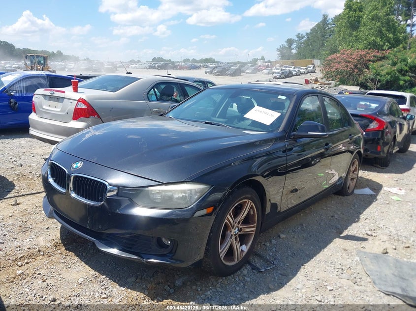 2014 BMW VIN WBA3A5G55ENP31135 IAAI salvage auction — NORMAL WEAR, Clear (Georgia), sold $200 on 2026-07-28 (photo 2)