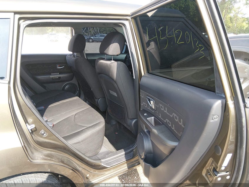 2013 Kia Soul VIN KNDJT2A68D7541644 IAAI salvage auction — SIDE, Clear (Indiana), sold $1,500 on 2026-07-26 (photo 8)