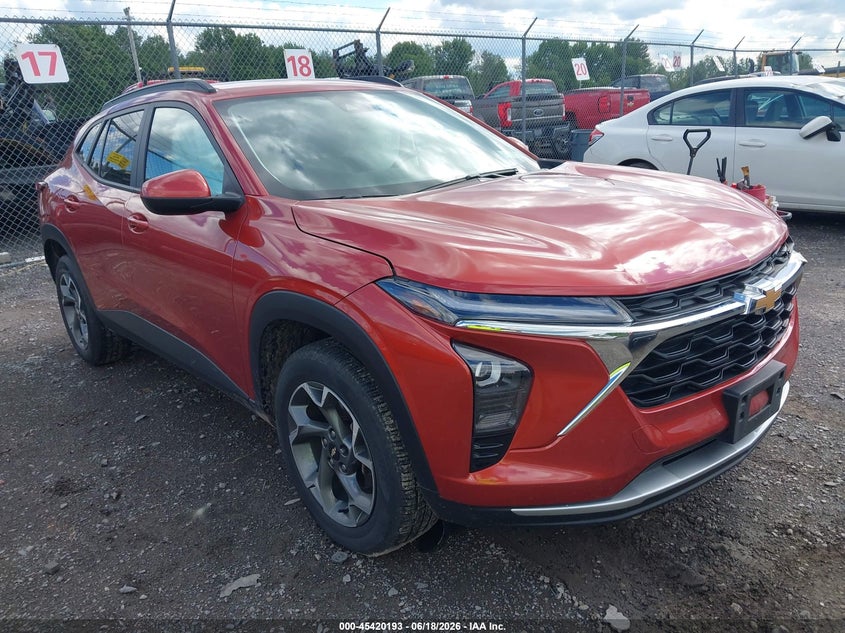 2024 Chevrolet Trax VIN KL77LHE27RC011617 IAAI salvage auction — LEFT FRONT, Salvage Title, sold $7,200 on 2026-07-23 (photo 1)