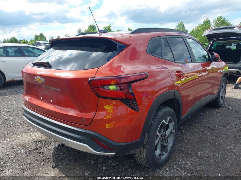 2024 Chevrolet Trax VIN KL77LHE27RC011617 IAAI salvage auction — LEFT FRONT, Salvage Title, sold $7,200 on 2026-07-23 (photo 4)