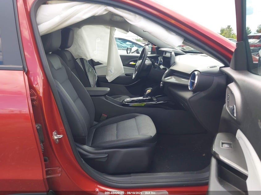 2024 Chevrolet Trax VIN KL77LHE27RC011617 IAAI salvage auction — LEFT FRONT, Salvage Title, sold $7,200 on 2026-07-23 (photo 5)