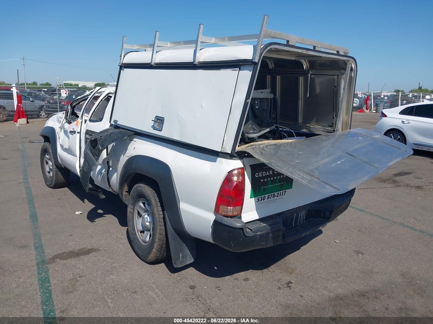 2013 Toyota Tacoma VIN 5TFTU4GN7DX040647 IAAI salvage auction — ROLLOVER, Salvage Title, sold $2,550 on 2026-07-22 (photo 3)