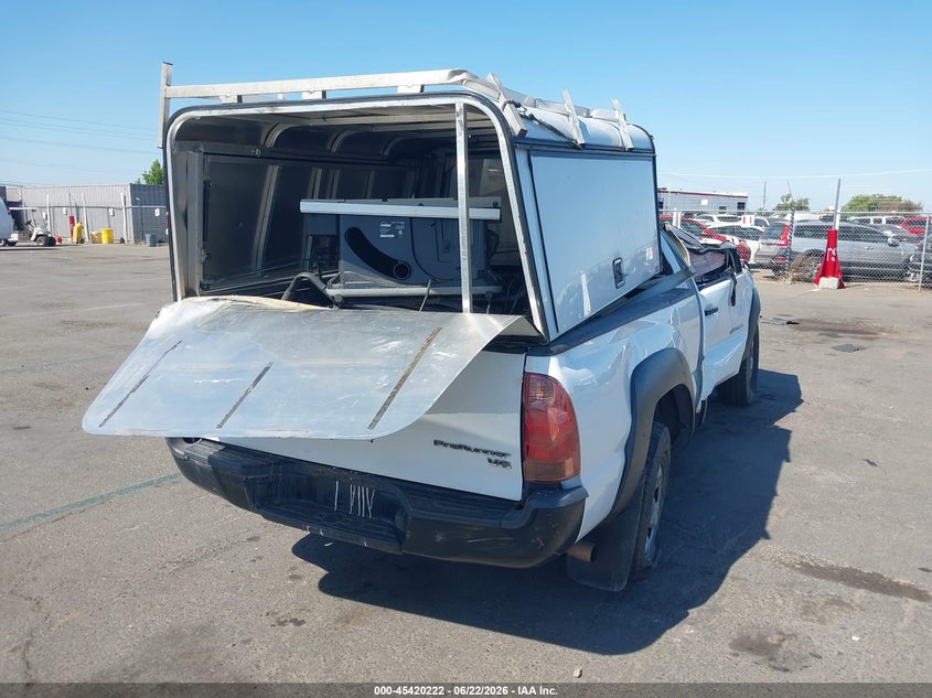 2013 Toyota Tacoma VIN 5TFTU4GN7DX040647 IAAI salvage auction — ROLLOVER, Salvage Title, sold $2,550 on 2026-07-22 (photo 4)
