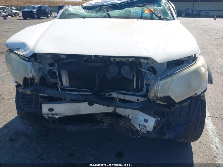 2013 Toyota Tacoma VIN 5TFTU4GN7DX040647 IAAI salvage auction — ROLLOVER, Salvage Title, sold $2,550 on 2026-07-22 (photo 6)
