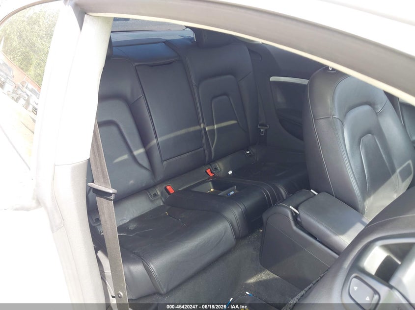 2012 Audi A5 VIN WAULFAFR1CA016436 IAAI salvage auction — NORMAL WEAR, Clear (New Jersey), sold $1,050 on 2026-07-08 (photo 8)