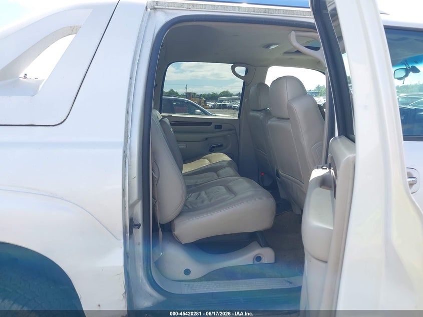 2002 Cadillac Escalade ext VIN 3GYEK63N72G331211 IAAI salvage auction — FRONT END, Clear (Washington), sold $1,350 on 2026-07-09 (photo 8)