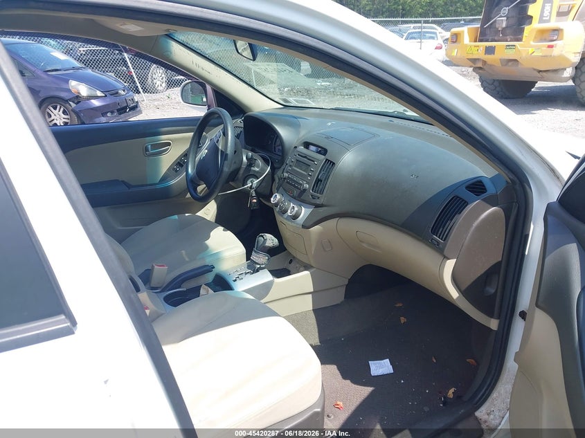 2008 Hyundai Elantra VIN KMHDU46D98U478585 IAAI salvage auction — FRONT END, Mv-907A (New York), sold $250 on 2026-07-07 (photo 5)