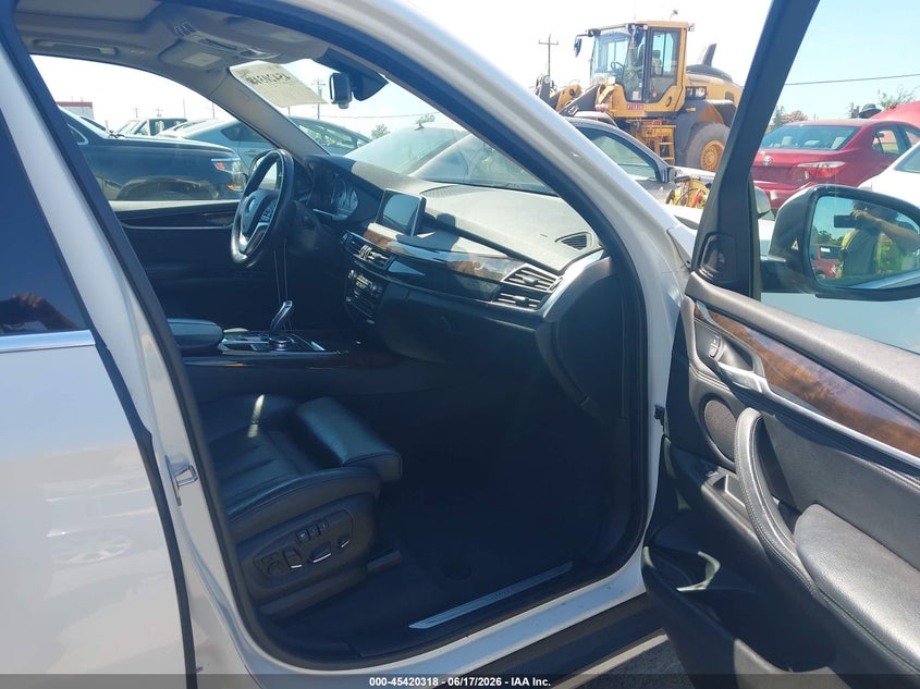 2015 BMW X5 VIN 5UXKR0C57F0P16813 IAAI salvage auction — REAR END, Salvage (California), sold $4,625 on 2026-07-09 (photo 5)