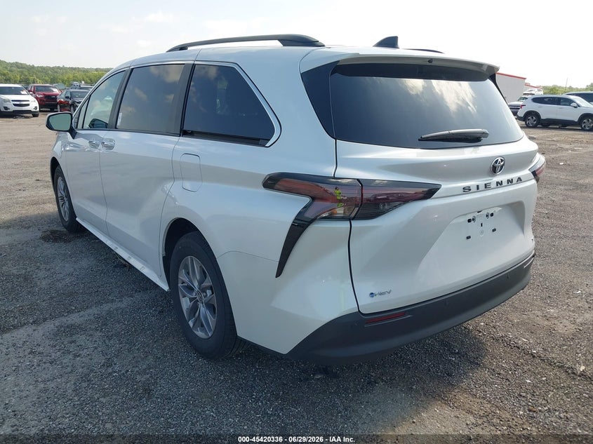 2026 Toyota Sienna VIN 5TDYRKEC2TS312653 IAAI salvage auction — NORMAL WEAR, Enterprise Vehicles Clear Only (Oklahoma), sold $38,300 on 2026-07-08 (photo 3)