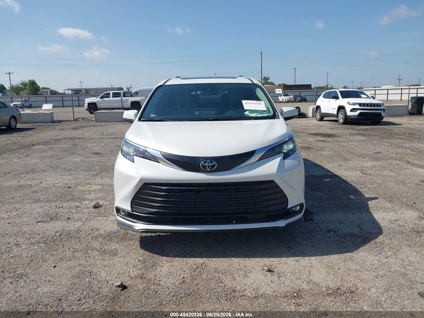 2026 Toyota Sienna VIN 5TDYRKEC2TS312653 IAAI salvage auction — NORMAL WEAR, Enterprise Vehicles Clear Only (Oklahoma), sold $38,300 on 2026-07-08 (photo 6)