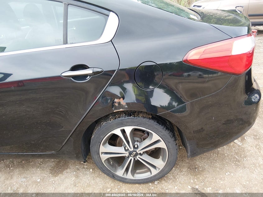 2016 Kia Forte VIN KNAFZ4A81G5448222 IAAI salvage auction — NORMAL WEAR, Clear (Maryland), sold $800 on 2026-07-10 (photo 6)