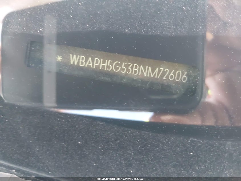 2011 BMW 3 series VIN WBAPH5G53BNM72606 IAAI salvage auction — NORMAL WEAR, Original (Texas), sold $575 on 2026-07-29 (photo 9)