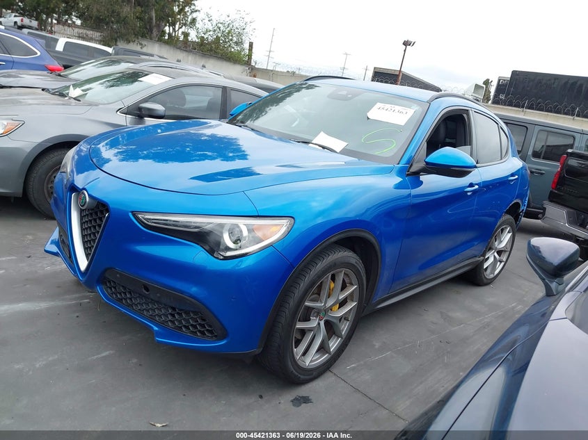 2018 Alfa romeo Stelvio VIN ZASFAKNN6J7B92922 IAAI salvage auction — LEFT REAR, Salvage Title, sold $7,650 on 2026-07-15 (photo 2)