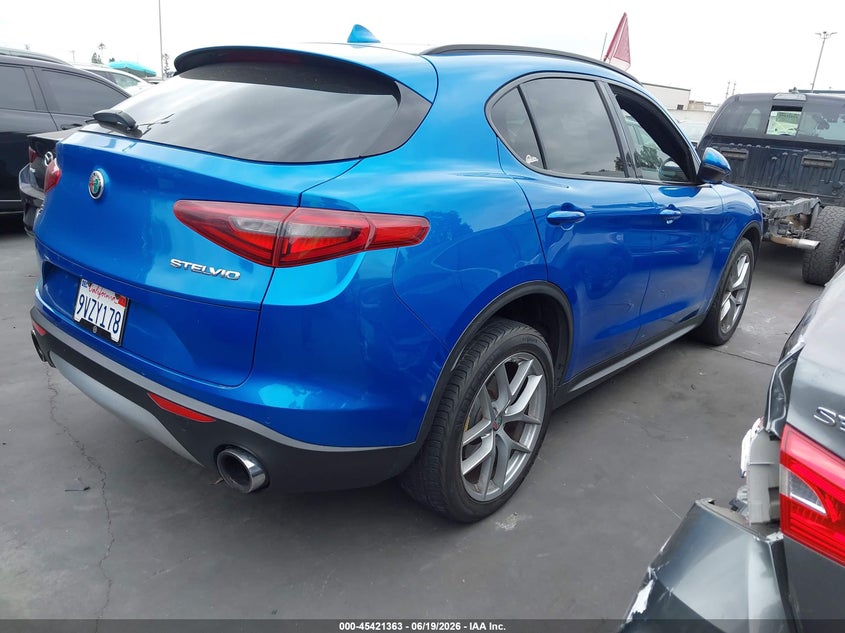 2018 Alfa romeo Stelvio VIN ZASFAKNN6J7B92922 IAAI salvage auction — LEFT REAR, Salvage Title, sold $7,650 on 2026-07-15 (photo 4)