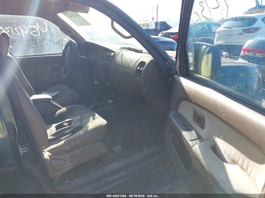 1998 Toyota 4runner VIN JT3GM84R5W0023538 IAAI salvage auction — NORMAL WEAR, Clear (Indiana), sold $450 on 2026-07-22 (photo 5)