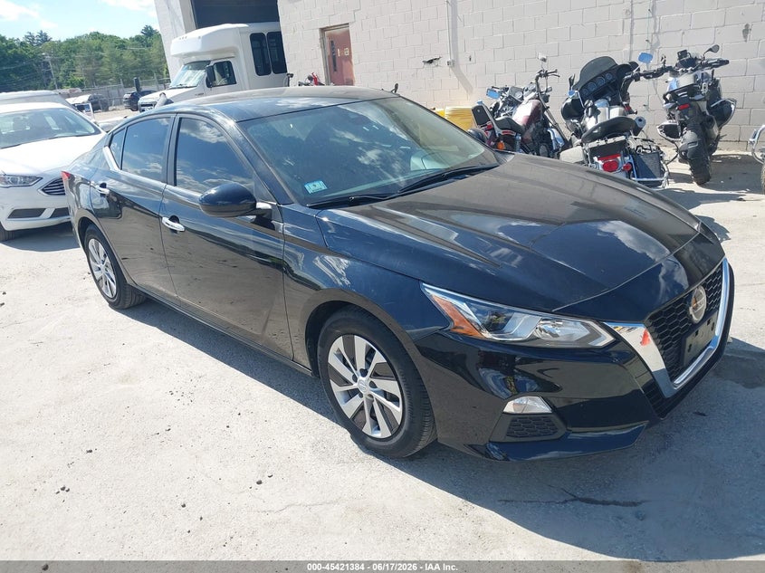 2021 Nissan Altima VIN 1N4BL4BV5MN393492 — IAAI salvage auction photo