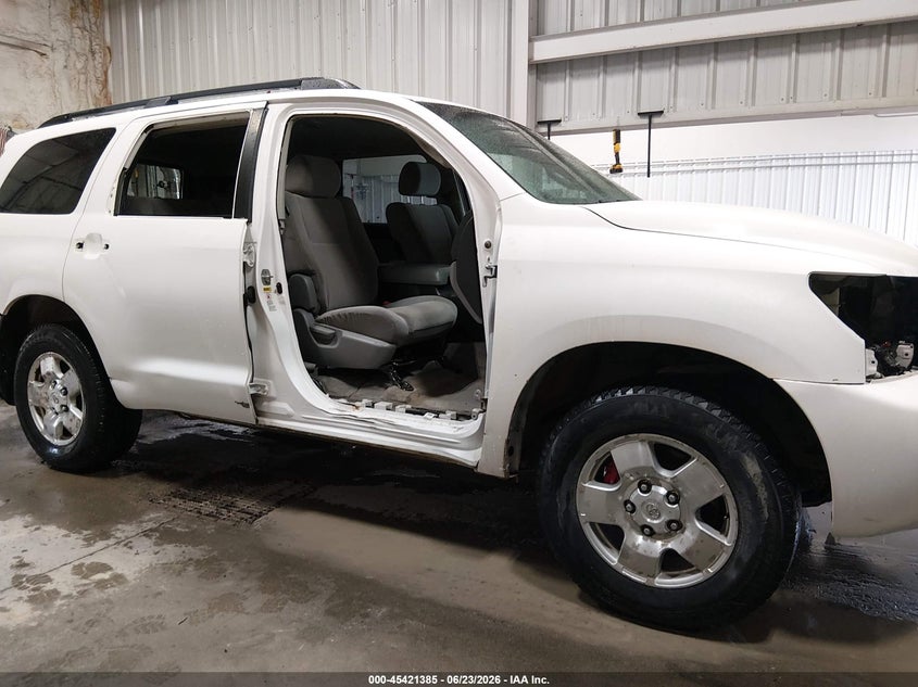 2008 Toyota Sequoia VIN 5TDBY64A98S013491 IAAI salvage auction — RIGHT SIDE, Bill Of Sale (Alaska), sold $650 on 2026-07-24 (photo 6)