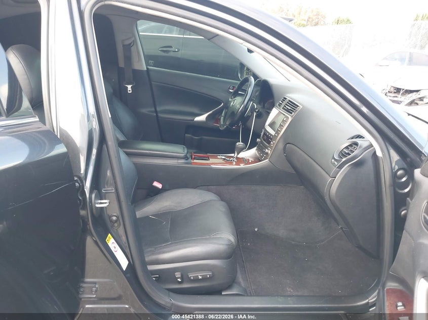 2007 Lexus Is 250 VIN JTHBK262475030279 IAAI salvage auction — LEFT & RIGHT, Salvage (California), sold $350 on 2026-07-09 (photo 5)