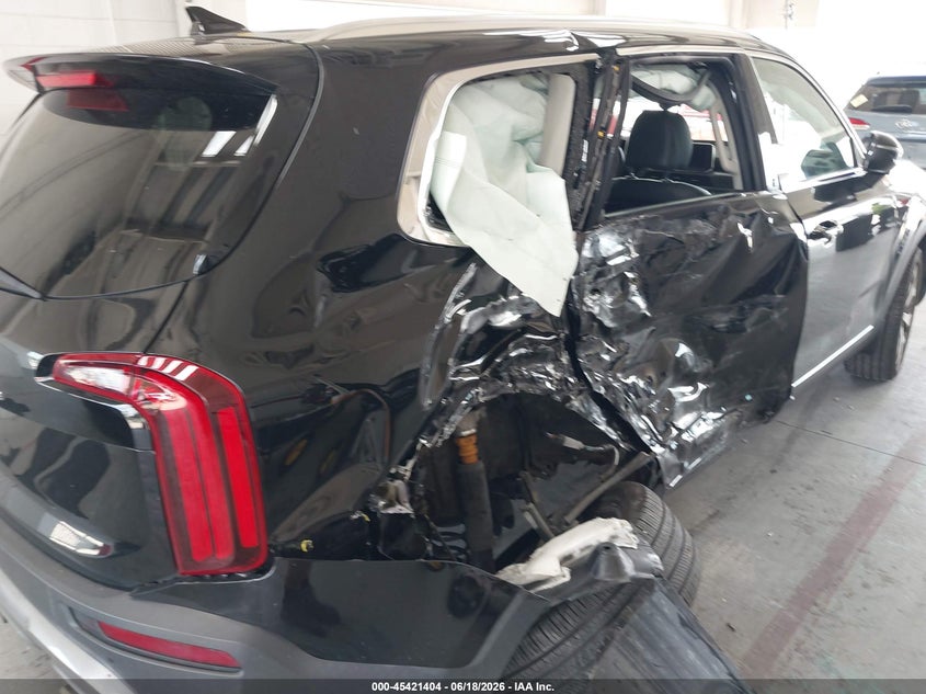 2022 Kia Telluride VIN 5XYP34HC9NG219391 IAAI salvage auction — SIDE, Salvage Title, sold $825 on 2026-07-22 (photo 6)