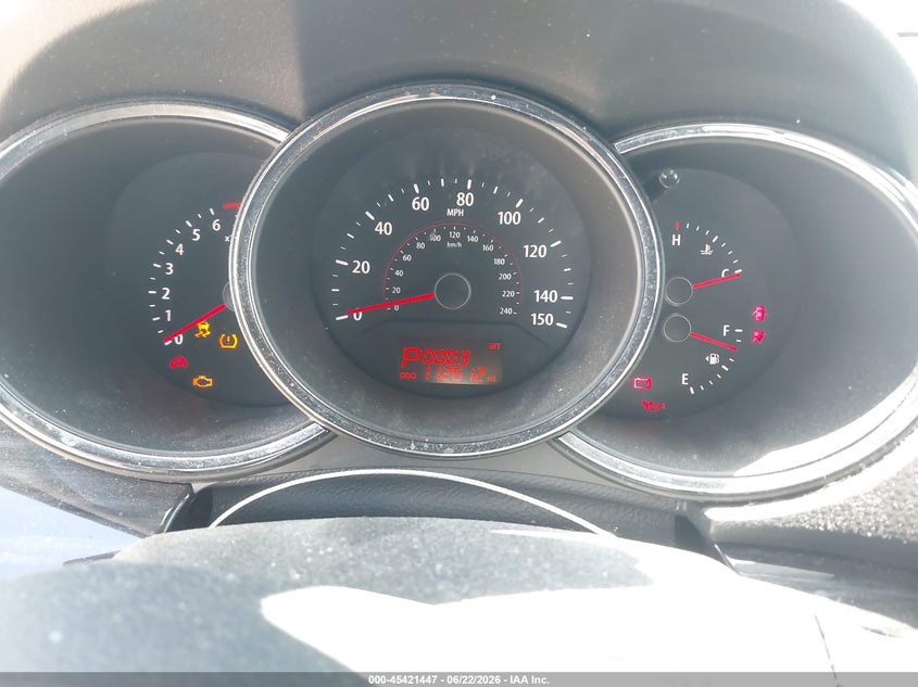 2011 Kia Sorento VIN 5XYKT3A16BG170935 IAAI salvage auction — SIDE, Salvage (California), sold $1,100 on 2026-07-22 (photo 7)