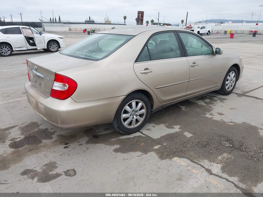 2002 Toyota Camry VIN JTDBF30KX20004876 IAAI salvage auction — REAR END, Salvage (California), sold $900 on 2026-07-29 (photo 4)