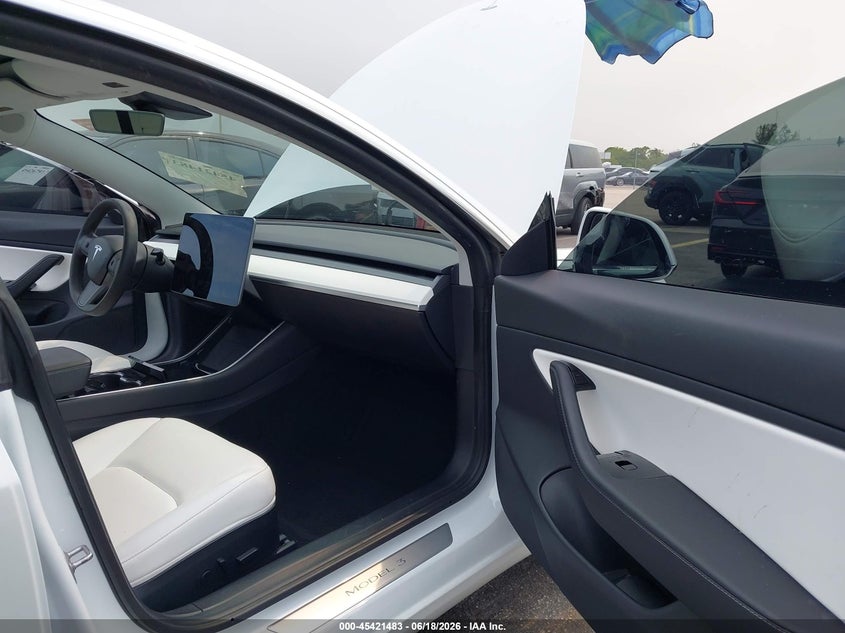 2020 Tesla Model 3 VIN 5YJ3E1EA8LF785928 IAAI salvage auction — REAR END, Salvage Title, sold $2,100 on 2026-07-23 (photo 5)