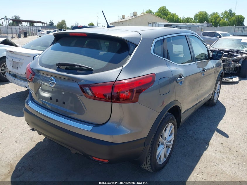 2018 Nissan Rogue VIN JN1BJ1CP2JW103474 IAAI salvage auction — Burn Interior, Salvage (California), sold $3,700 on 2026-07-28 (photo 4)