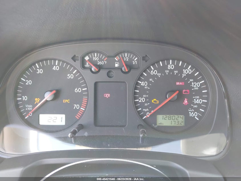 2002 Volkswagen Jetta VIN WVWRK61J62W262116 IAAI salvage auction — FRONT & REAR, Salvage (California), sold $675 on 2026-07-16 (photo 7)