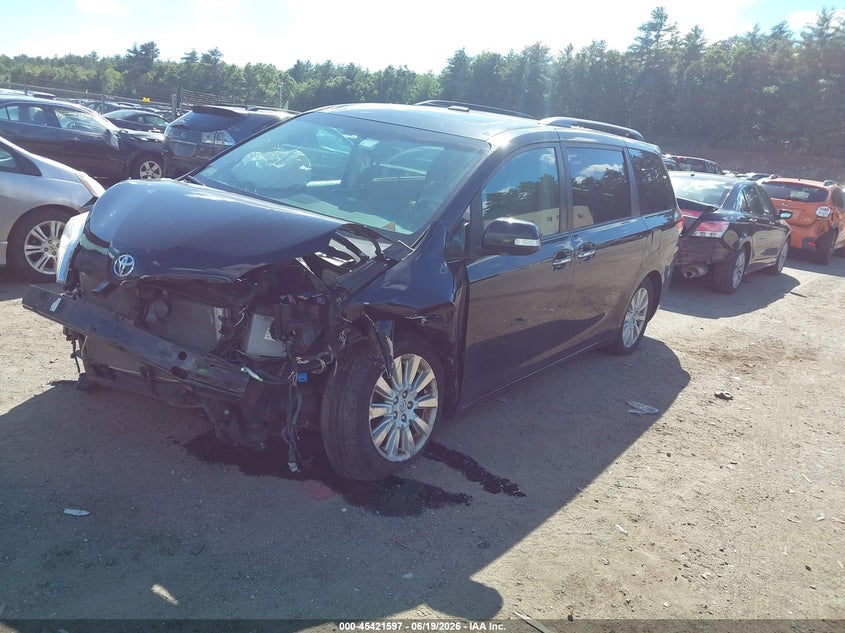 2014 Toyota Sienna VIN 5TDDK3DC5ES071765 IAAI salvage auction — FRONT END, Salvage Title, sold $2,550 on 2026-07-24 (photo 2)