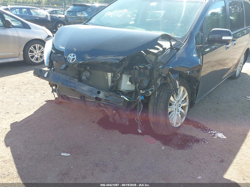 2014 Toyota Sienna VIN 5TDDK3DC5ES071765 IAAI salvage auction — FRONT END, Salvage Title, sold $2,550 on 2026-07-24 (photo 6)