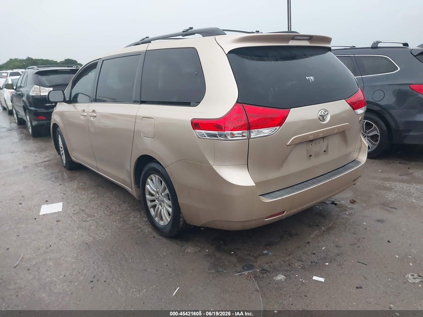 2011 Toyota Sienna VIN 5TDYK3DCXBS102313 IAAI salvage auction — NORMAL WEAR, Original (Texas), sold $3,175 on 2026-07-07 (photo 3)
