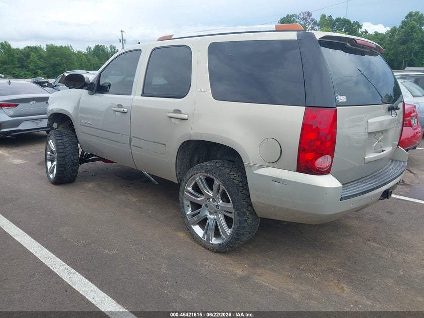 2007 Gmc Yukon VIN 1GKFK63877J196441 IAAI salvage auction — SIDE, Salvage (Mississippi), sold $350 on 2026-07-26 (photo 3)