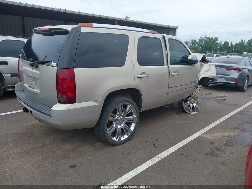2007 Gmc Yukon VIN 1GKFK63877J196441 IAAI salvage auction — SIDE, Salvage (Mississippi), sold $350 on 2026-07-26 (photo 4)