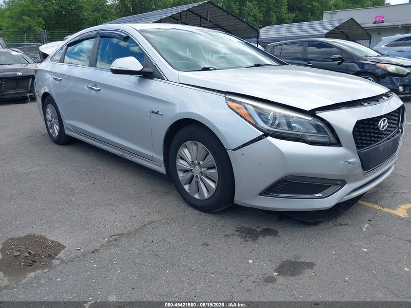 2016 Hyundai Sonata VIN KMHE24L1XGA029730 IAAI salvage auction — FRONT END, Salvage (Connecticut), sold $425 on 2026-07-16 (photo 1)