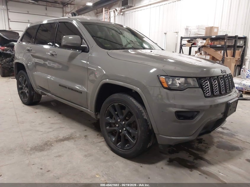 2021 Jeep Grand cherokee VIN 1C4RJFAG0MC790830 — IAAI salvage auction photo
