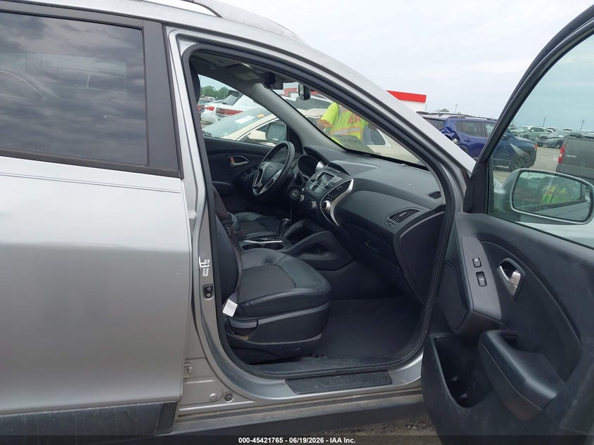2013 Hyundai Tucson VIN KM8JU3AC5DU667904 IAAI salvage auction — REAR END, Salvage (Arkansas), sold $1,025 on 2026-07-29 (photo 5)