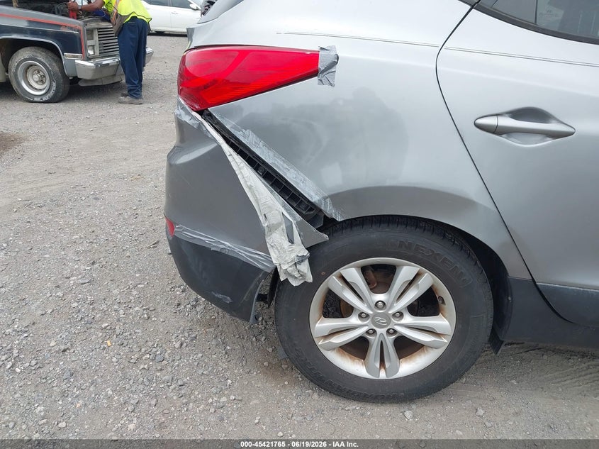 2013 Hyundai Tucson VIN KM8JU3AC5DU667904 IAAI salvage auction — REAR END, Salvage (Arkansas), sold $1,025 on 2026-07-29 (photo 6)