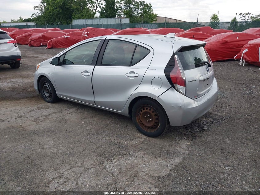 2015 Toyota Prius c VIN JTDKDTB33F1581471 IAAI salvage auction — NORMAL WEAR, Clear (Pennsylvania), sold $2,200 on 2026-07-17 (photo 3)