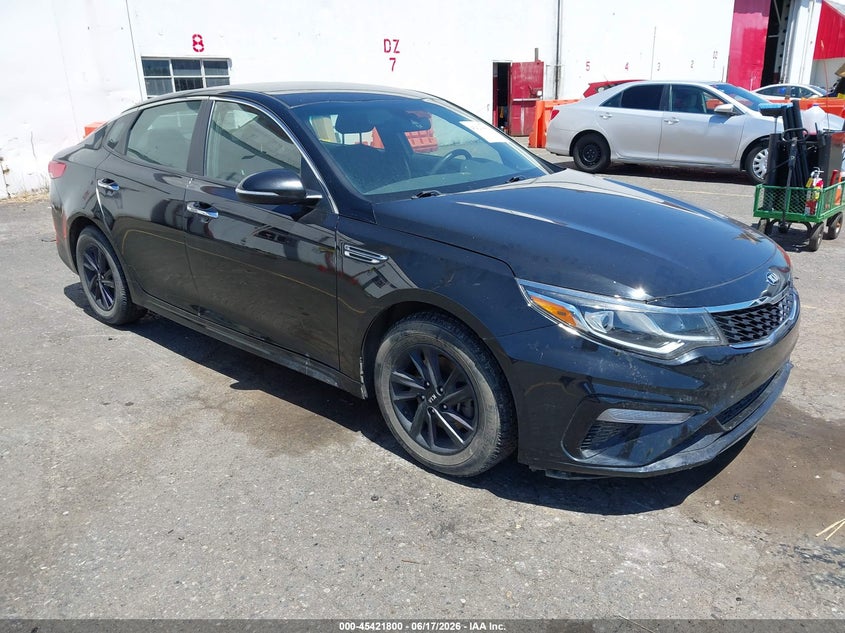 2020 Kia Optima VIN 5XXGT4L37LG411224 IAAI salvage auction — THEFT, Salvage (Oregon), sold $1,950 on 2026-07-09 (photo 1)