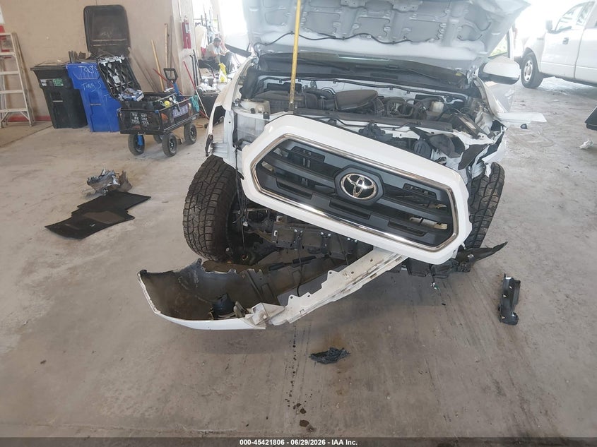 2016 Toyota Tacoma VIN 5TFSX5EN8GX045579 IAAI salvage auction — FRONT END, Salvage Title, sold $4,100 on 2026-07-31 (photo 6)