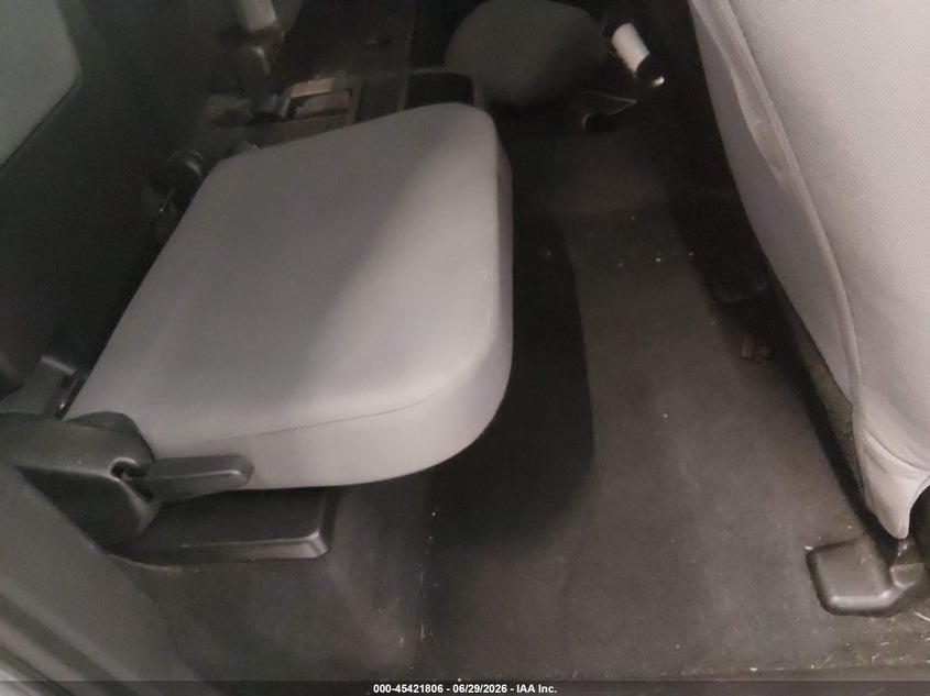 2016 Toyota Tacoma VIN 5TFSX5EN8GX045579 IAAI salvage auction — FRONT END, Salvage Title, sold $4,100 on 2026-07-31 (photo 8)