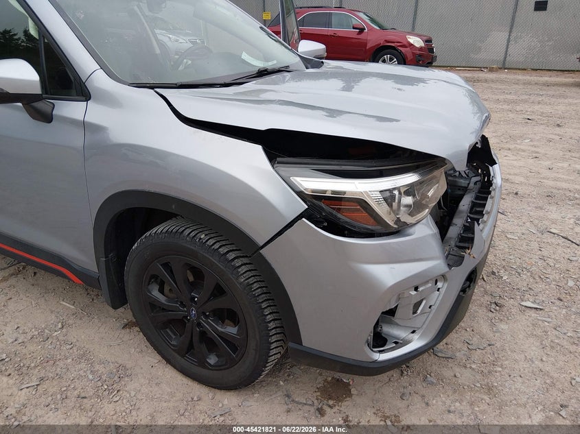 2019 Subaru Forester VIN JF2SKAPC4KH581582 IAAI salvage auction — FRONT END, Junk Bill Of Sale Mv2459 (Wisconsin), sold $2,750 on 2026-07-15 (photo 6)