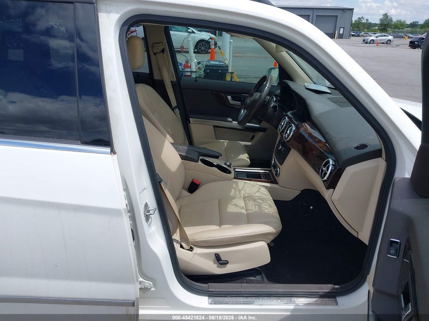 2014 Mercedes-benz Glk-klasse VIN WDCGG8JB5EG171117 IAAI salvage auction — ROOF, Salvage Title, sold $2,100 on 2026-07-31 (photo 5)