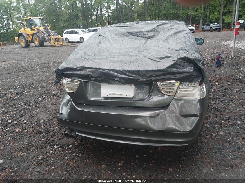 2009 BMW 3 series VIN WBAPH735X9E127715 IAAI salvage auction — REAR END, Clear (Virginia), sold $300 on 2026-07-28 (photo 6)