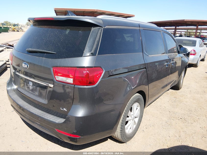 2017 Kia SEDONA VIN KNDMB5C19H6326157 IAAI salvage auction — NORMAL WEAR, Clear-Dealer Only (Arizona), sold $700 on 2026-07-28 (photo 4)